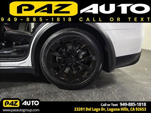 Used 2022 Tesla Model X image 22