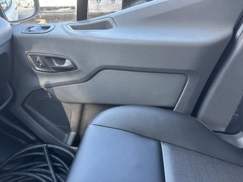 New 2026 Ford Transit 250 148 Medium Roof w/ Load Area Protection Package RWD image 28