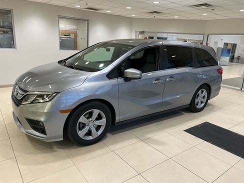 Used 2019 Honda Odyssey EX-L image 3