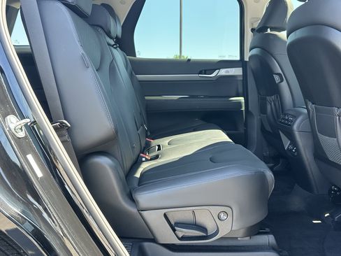 Used 2024 Hyundai Palisade SEL AWD/4WD image 15