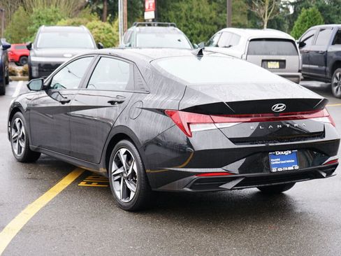 Certified 2023 Hyundai Elantra SEL w/ Convenience Package image 8