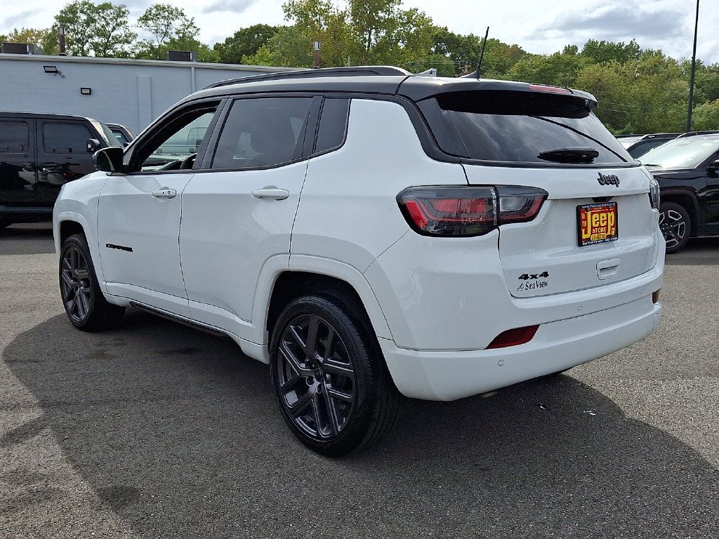 Certified 2025 Jeep Compass Limited w/ High Altitude Package AWD/4WD image 4
