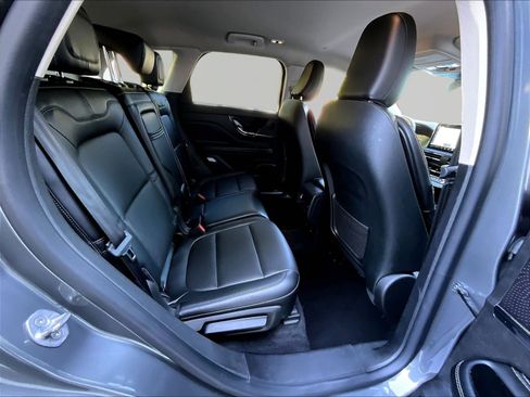 Used 2023 Lincoln Corsair AWD w/ Equipment Group 101A image 25
