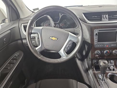 Used 2015 Chevrolet Traverse LT w/ Style and Technology Package FWD image 14