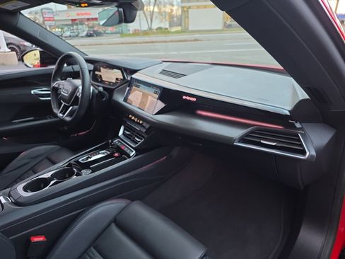 Used 2023 Audi e-tron GT Prestige w/ Prestige Package image 43