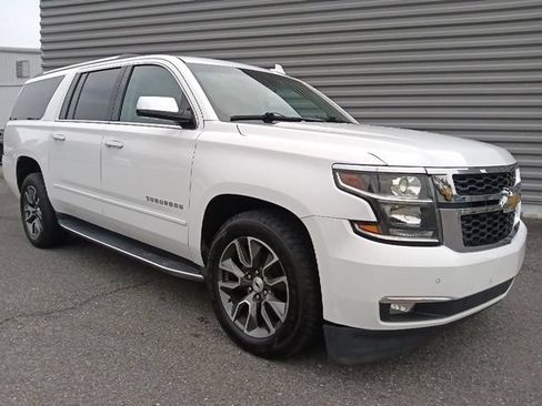Used 2020 Chevrolet Suburban Premier RWD image 1