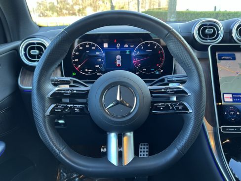 Certified 2025 Mercedes-Benz GLC 300 4MATIC image 17
