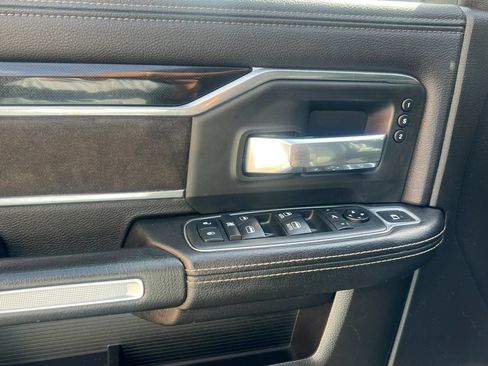 Used 2019 RAM 2500 Laramie AWD/4WD image 12