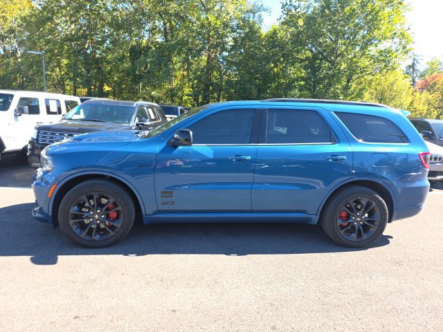 Used 2023 Dodge Durango R/T w/ Blacktop Package AWD/4WD image 4