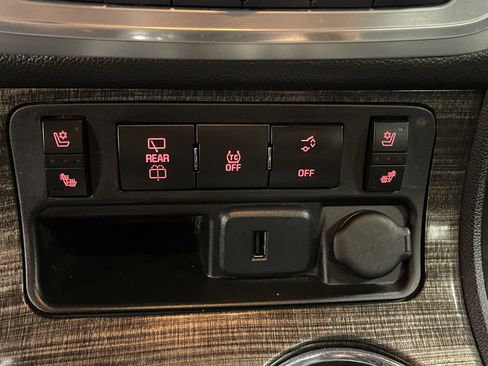 Used 2015 GMC Acadia SLT image 12