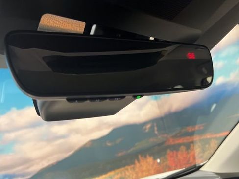 Used 2024 Subaru Ascent Premium w/ Convenience Package image 41