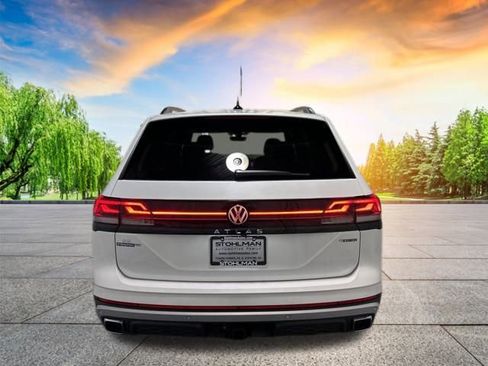 New 2026 Volkswagen Atlas Peak Edition AWD/4WD image 5