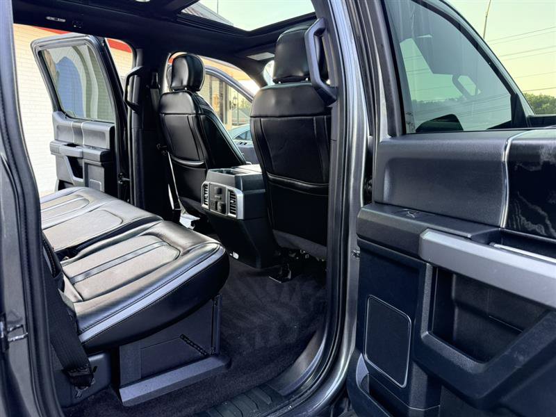 Used 2018 Ford F250 Platinum w/ Platinum Ultimate Package AWD/4WD image 18