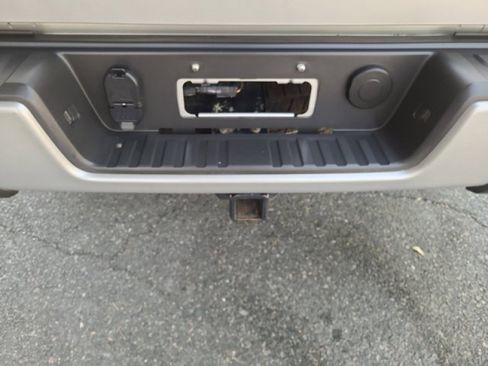 Used 2018 Chevrolet Colorado LT w/ LT Convenience Package image 30