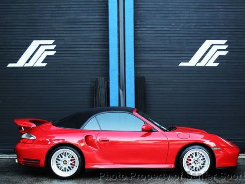 Used 2004 Porsche 911 Turbo image 13