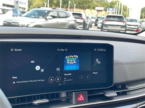 Certified 2025 Kia Carnival SX Prestige image 18