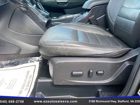 Used 2016 Ford Escape Titanium AWD/4WD image 23