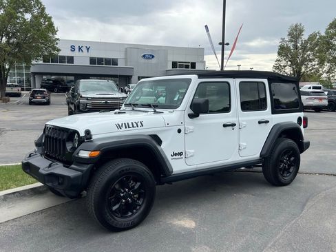Used 2020 Jeep Wrangler Unlimited Sport AWD/4WD image 1