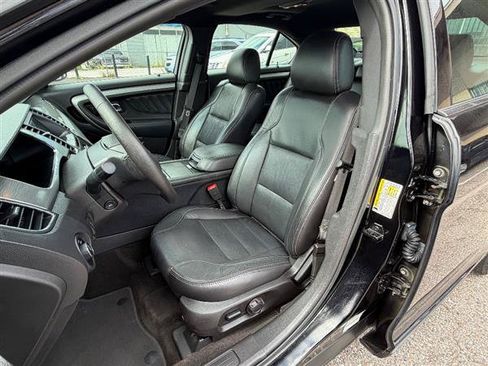 Used 2016 Ford Taurus SEL w/ Equipment Group 201A FWD image 7