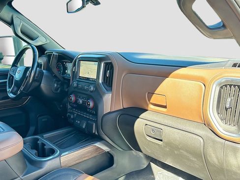 Used 2022 Chevrolet Silverado 2500 High Country image 29