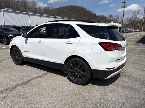 Certified 2023 Chevrolet Equinox RS image 4