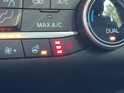 Used 2023 Ford Escape Active AWD/4WD image 25