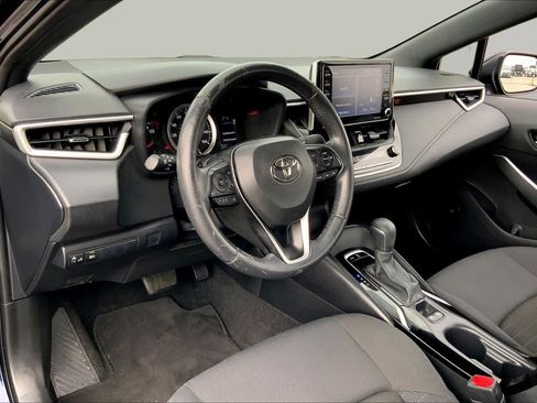 Used 2021 Toyota Corolla SE w/ SE Premium Package FWD image 17