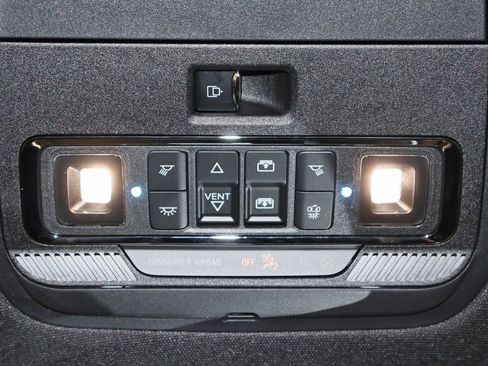 New 2025 Ford F150 Platinum w/ Equipment Group 702A High image 31