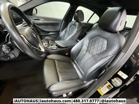 Used 2022 BMW 540i w/ Convenience Package image 14