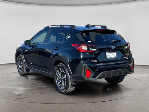 Used 2024 Subaru Crosstrek 2.0i Premium AWD/4WD image 3