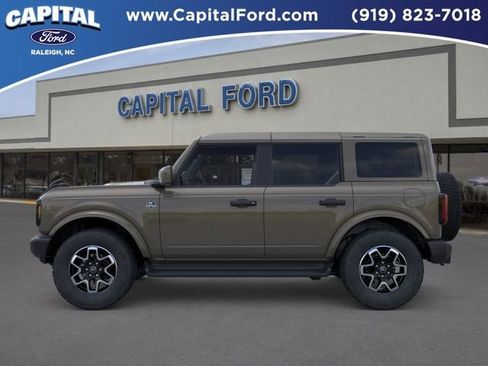 New 2026 Ford Bronco Outer Banks AWD/4WD image 3
