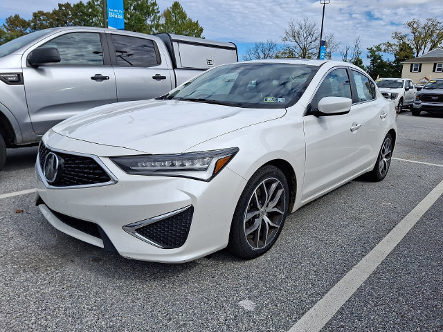 Used 2020 Acura ILX w/ Premium Package FWD image 3