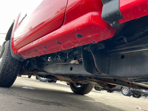 Used 2018 GMC Sierra 2500 Pickup 2D 8 ft image 20