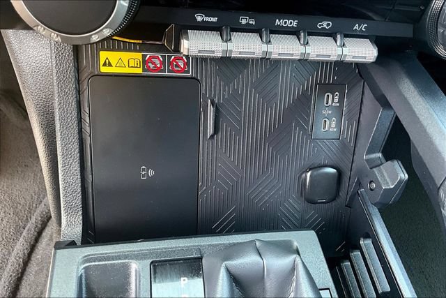 Used 2025 Toyota 4Runner TRD Off-Road AWD/4WD image 16