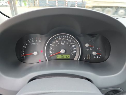 Used 2008 Kia Sedona EX w/ Luxury Pkg image 11