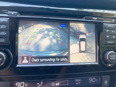 Used 2016 Nissan Rogue SL w/ SL Premium Package image 24