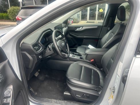 Used 2025 Ford Escape Platinum AWD/4WD image 11