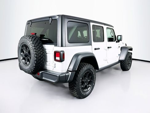 Used 2023 Jeep Wrangler Unlimited w/ Cold Weather Group AWD/4WD image 9