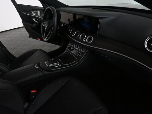 Used 2023 Mercedes-Benz E 350 Sedan image 23