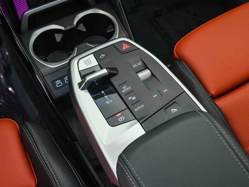 Used 2025 BMW X1 xDrive28i w/ Convenience Package image 25