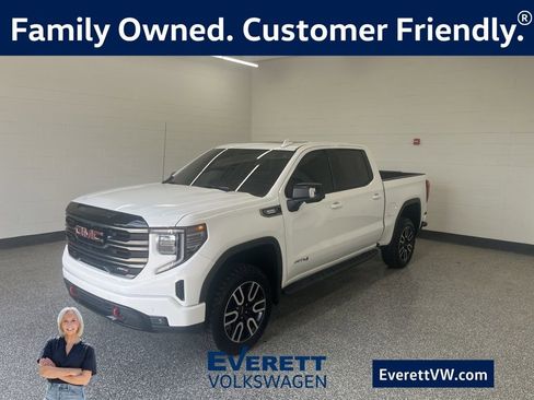 Used 2025 GMC Sierra 1500 AT4 w/ AT4 Premium Package AWD/4WD image 1