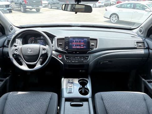 Used 2023 Honda Ridgeline Sport image 16