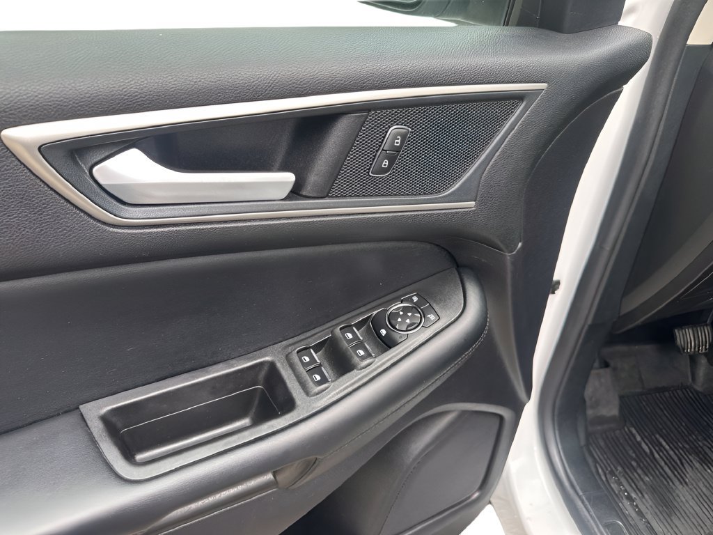 Used 2022 Ford Edge SEL w/ Convenience Package AWD/4WD image 18