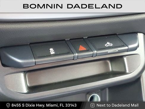 Used 2021 Chevrolet Colorado LT image 25