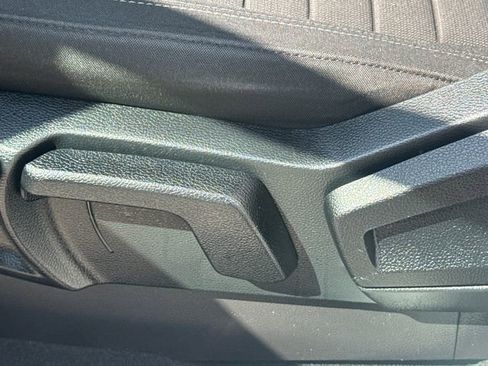 Used 2019 Ford Ranger XL w/ Equipment Group 101A Mid AWD/4WD image 22