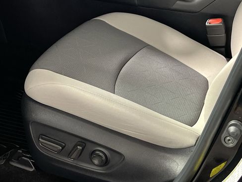 Used 2025 Toyota RAV4 XLE w/ Convenience Package image 14