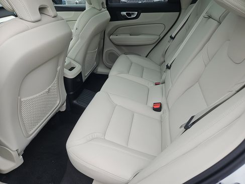 New 2026 Volvo XC60 T8 Ultra w/ Protection Package Premier image 22