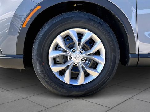 Used 2026 Honda CR-V LX image 12