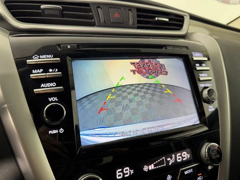 Used 2017 Nissan Murano S w/ Navigation Package AWD/4WD image 18