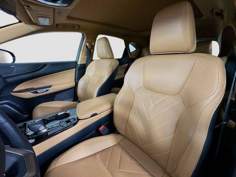 Used 2023 Lexus NX 300h AWD w/ Luxury Package image 22